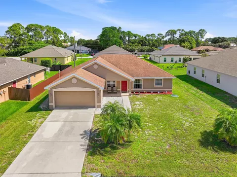 1781 SW Starman Ave, Port Saint Lucie, FL 34953