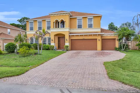 1510 SW Fresno Rd, Port Saint Lucie, FL 34953