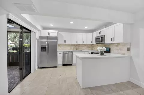 717 NW 29th Ave #B, Delray Beach, FL 33445