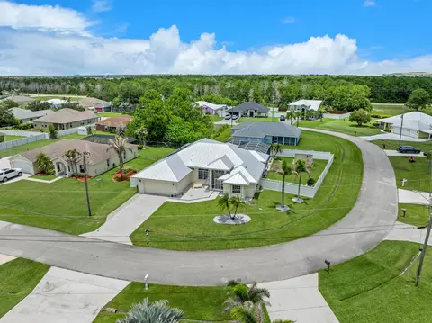 5771 NW Belwood Cir, Port Saint Lucie, FL 34986