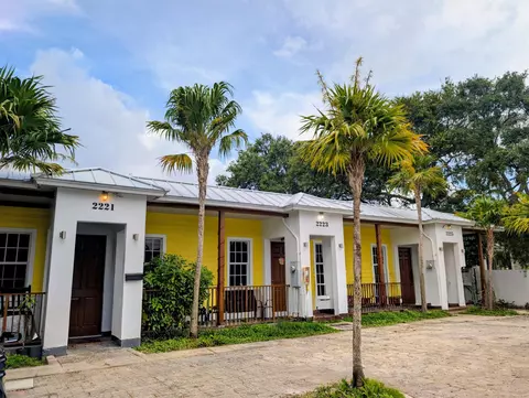 2221 NW 64th Ave, Sunrise, FL 33313