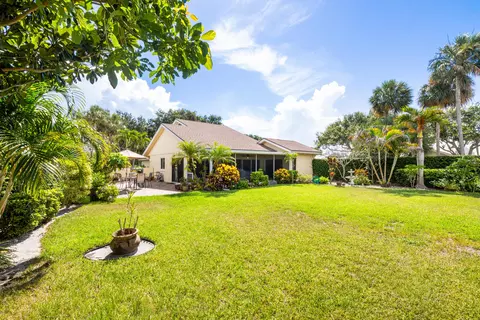 Exterior - 224 Cape Pointe Cir, Jupiter, FL 33477 photo 7 of 15