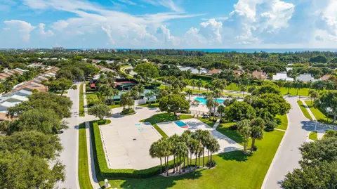 View/Area - 224 Cape Pointe Cir, Jupiter, FL 33477 photo 6 of 7