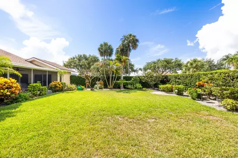 Exterior - 224 Cape Pointe Cir, Jupiter, FL 33477 photo 8 of 15