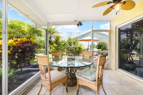 Exterior - 224 Cape Pointe Cir, Jupiter, FL 33477 photo 6 of 15