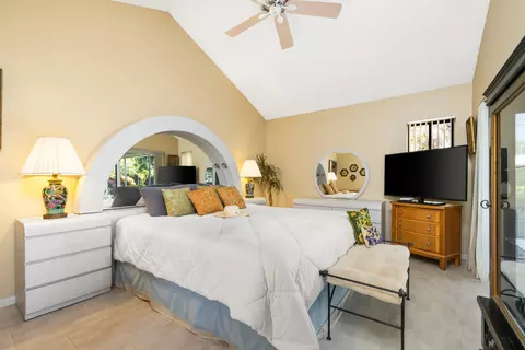 Bedroom - 224 Cape Pointe Cir, Jupiter, FL 33477 photo 1 of 4