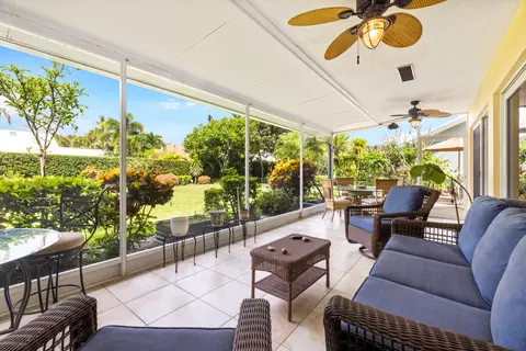 Exterior - 224 Cape Pointe Cir, Jupiter, FL 33477 photo 3 of 15