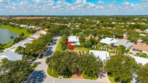 View/Area - 224 Cape Pointe Cir, Jupiter, FL 33477 photo 1 of 7