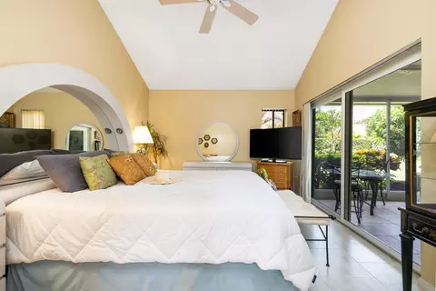 Bedroom - 224 Cape Pointe Cir, Jupiter, FL 33477 photo 2 of 4