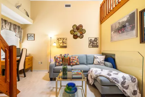 Living - 224 Cape Pointe Cir, Jupiter, FL 33477 photo 7 of 7