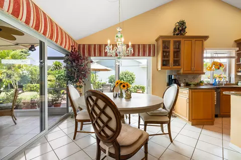Dining - 224 Cape Pointe Cir, Jupiter, FL 33477 photo 2 of 2