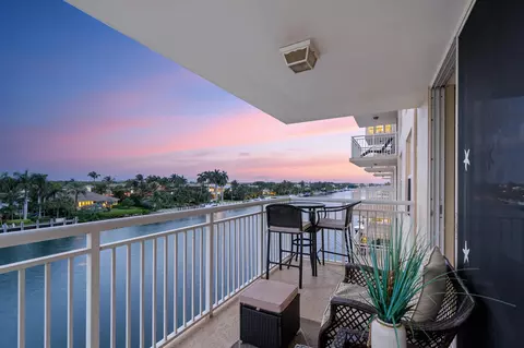 1050 Hillsboro Mile #403W, Hillsboro Beach, FL 33062