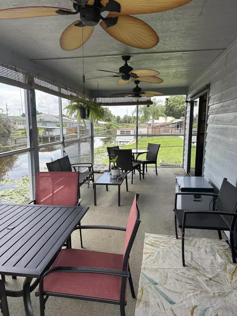 Exterior - 1110 3rd St, Okeechobee, FL 34974 photo 3 of 5