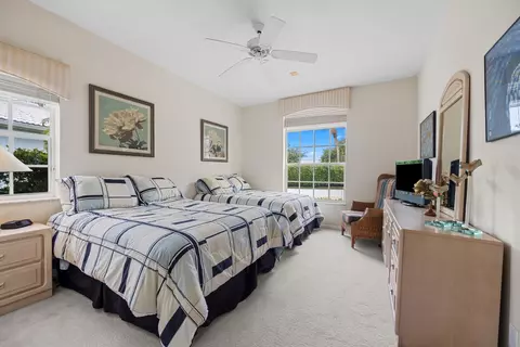 Bedroom - 3878 N Longview Dr, Jupiter, FL 33477 photo 2 of 3