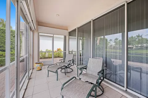 Exterior - 3878 N Longview Dr, Jupiter, FL 33477 photo 2 of 5