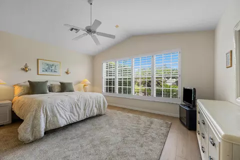 Bedroom - 3878 N Longview Dr, Jupiter, FL 33477 photo 1 of 3