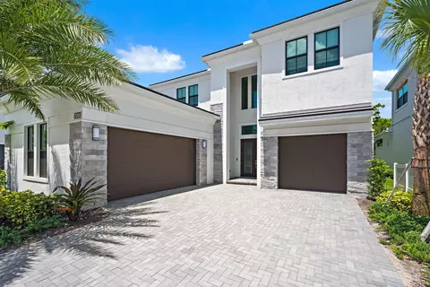 13358 Artisan Cir, Palm Beach Gardens, FL 33418