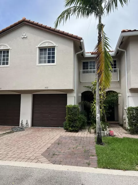 4113 Napoli Lake Dr, Riviera Beach, FL 33410