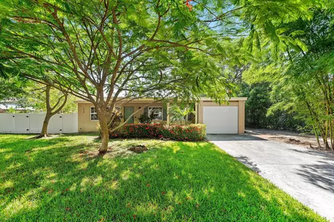 1638 NE 3rd Ave, Delray Beach, FL 33444