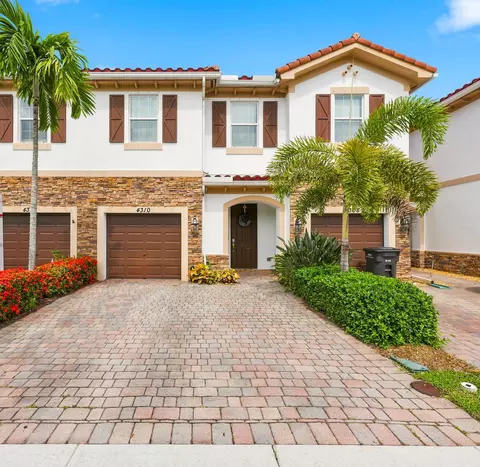 4310 Chalmers Ln, West Palm Beach, FL 33417
