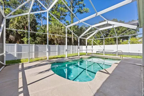 Exterior - 110 Pennock Trace Dr, Jupiter, FL 33458 photo 2 of 10