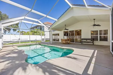 Exterior - 110 Pennock Trace Dr, Jupiter, FL 33458 photo 5 of 10