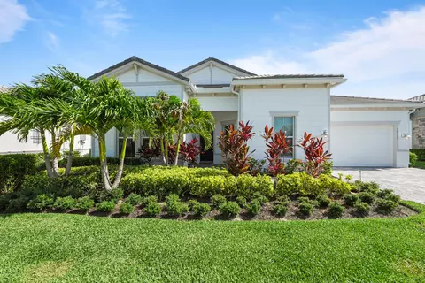 10795 Stellar Cir, Palm Beach Gardens, FL 33412