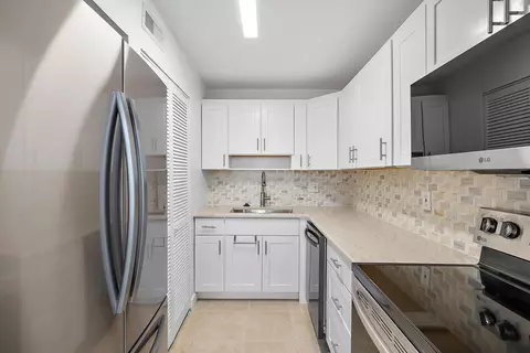 12416 Alternate A1a #P7, Palm Beach Gardens, FL 33410