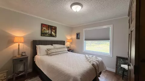 Bedroom - 5820 E Tangerine Ln, Okeechobee, FL 34972 photo 4 of 4