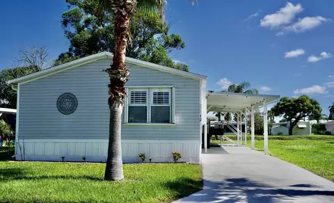 12 SE Spanish Way, Port Saint Lucie, FL 34952