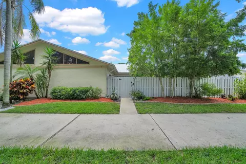 8850 Ranta Ct #D, Boynton Beach, FL 33436