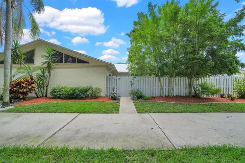 8850 Ranta Ct #D, Boynton Beach, FL 33436