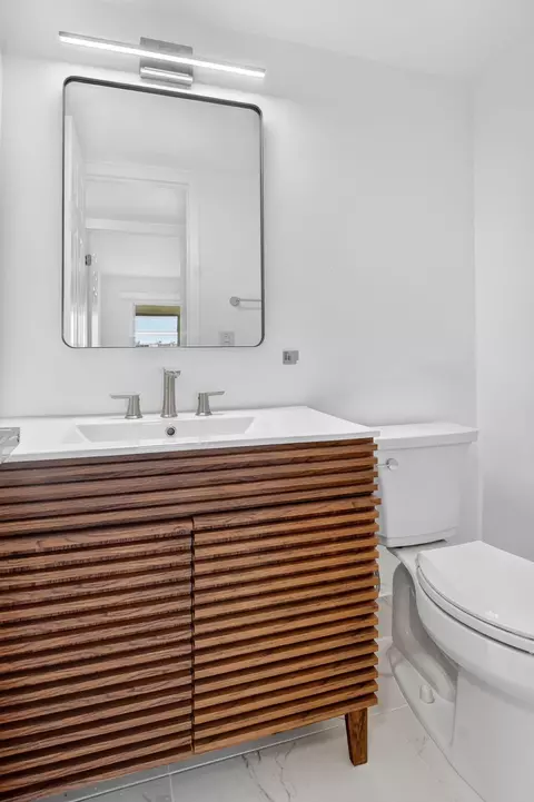 Bath - 3045 Cornwall C, Boca Raton, FL 33434 photo 4 of 4
