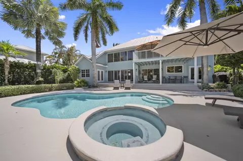 Exterior - 3663 SE Forecastle Ct, Stuart, FL 34997 photo 4 of 12