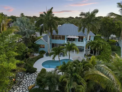 View/Area - 3663 SE Forecastle Ct, Stuart, FL 34997 photo 9 of 9