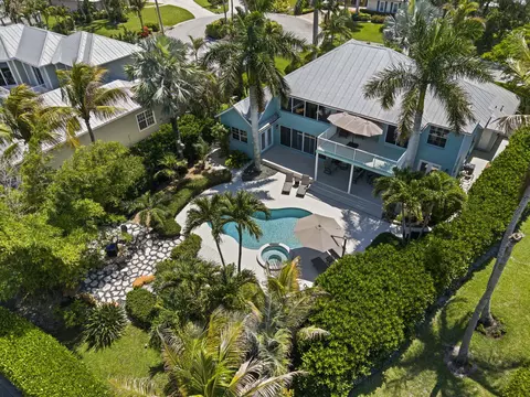 View/Area - 3663 SE Forecastle Ct, Stuart, FL 34997 photo 2 of 7