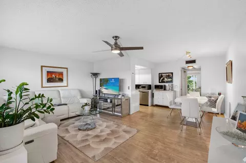 4048 Rexford C #4048, Boca Raton, FL 33434