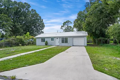 6505 Deleon Ave, Fort Pierce, FL 34951