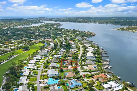 View/Area - 88 River Dr, Tequesta, FL 33469 photo 5 of 6