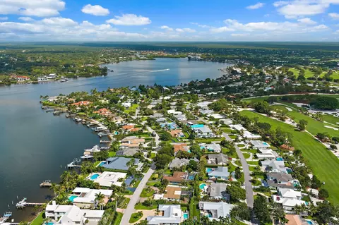 View/Area - 88 River Dr, Tequesta, FL 33469 photo 6 of 6