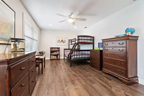 Bedroom - 88 River Dr, Tequesta, FL 33469 photo 6 of 7