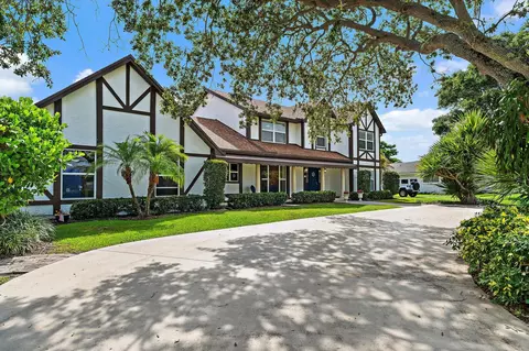 Exterior - 88 River Dr, Tequesta, FL 33469 photo 3 of 11