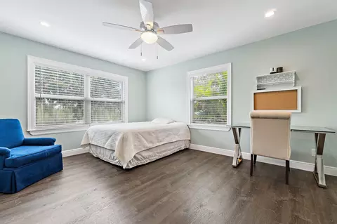 Bedroom - 88 River Dr, Tequesta, FL 33469 photo 4 of 7