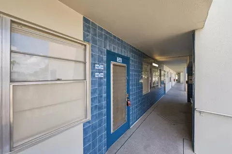 1048 Lincoln C, Boca Raton, FL 33434