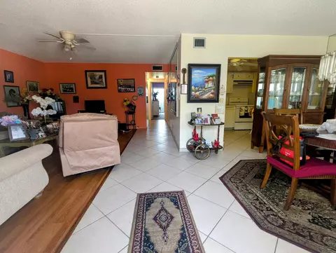 Undisclosed, West Palm Beach, FL 33417