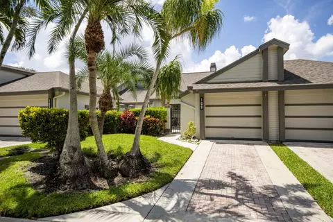 109 Landings Blvd, Greenacres, FL 33413
