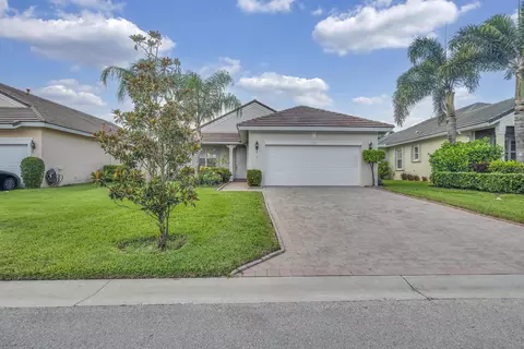 113 NW Swann Mill Cir, Port Saint Lucie, FL 34986