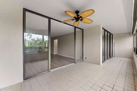 6420 Boca Del Mar Dr #207, Boca Raton, FL 33433