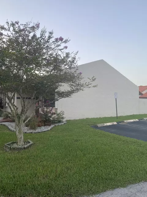 11244 SW 56 Pl, Cooper City, FL 33330