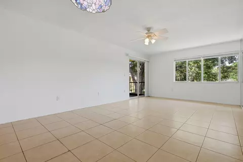 824 SW 9th Street Cir #201, Boca Raton, FL 33486
